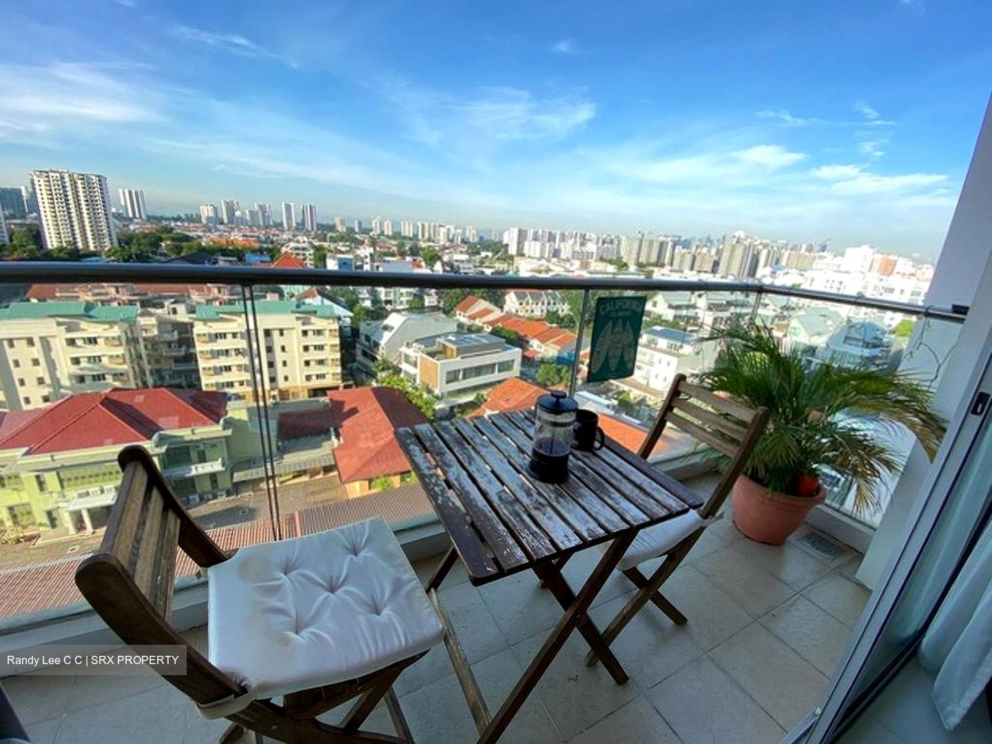 Esta Ruby (D14), Apartment #597117301
